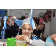 Los más pequeños celebraron el DIA DE LA BANDERA